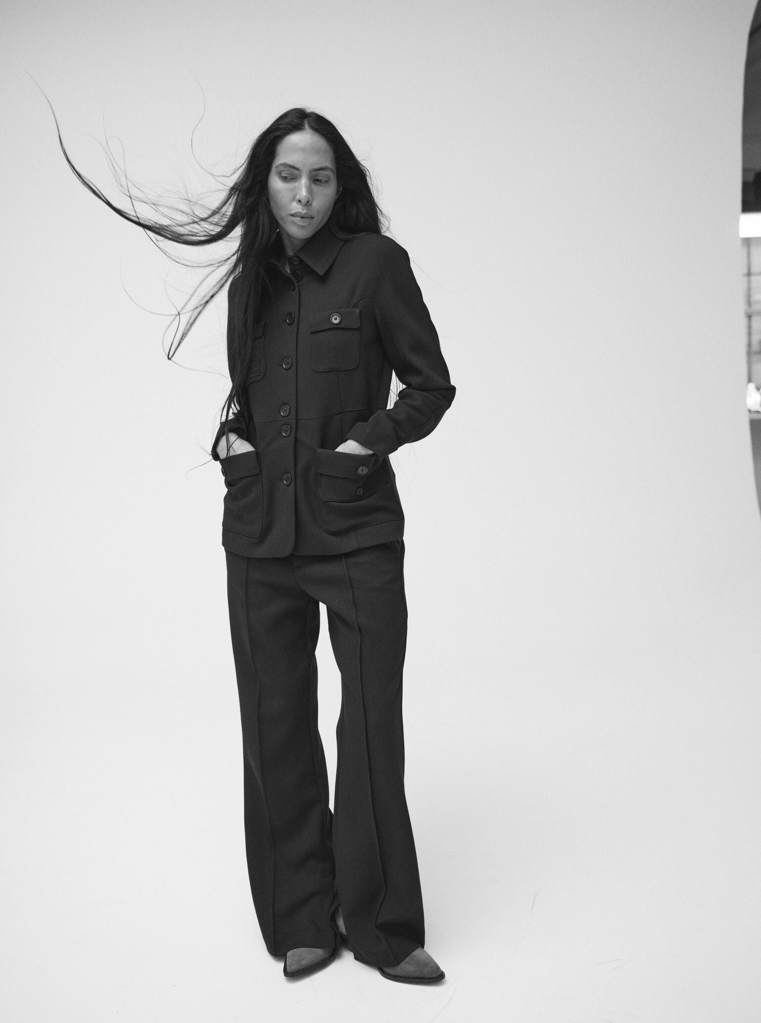 Modelshot / Black / Detail